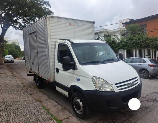 IVECO DAILY 35S14 CHASSI CABINE TURBO INTERCOOLER DIESEL 2P MANUAL IVECO DAILY 35S14 CHASSI CABINE TURBO INTERCOOLER DIESEL 2P MANUAL